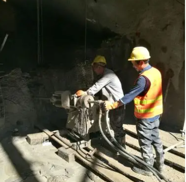 果洛水下抗分散灌浆料特点 水下不分散注浆料介绍